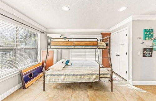 Foley Palms & OWA Resort / Pool - Photo 15