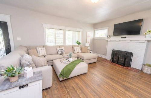 Downtown Retreat, Hot Tub, Firepit, Grill - Foto 19