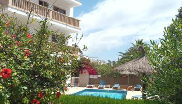 Apartamentos Can Salas - Foto 1