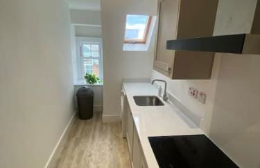 5 Smithhills Paisley Central GLW & Glasgow access - Foto 5