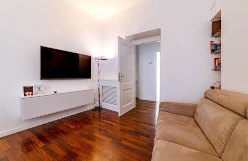 Saint Peter House Station - Photo 23