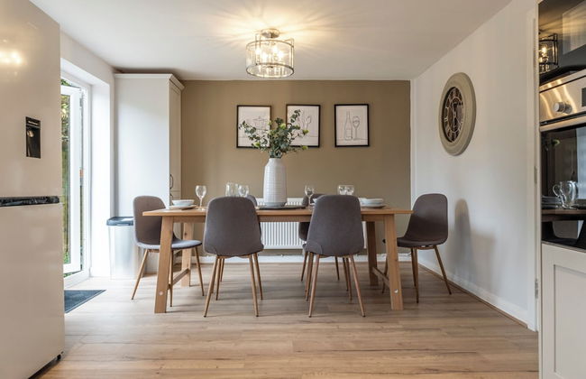 Bright&Spacious 3BD in Centre of Bourton - Photo 66