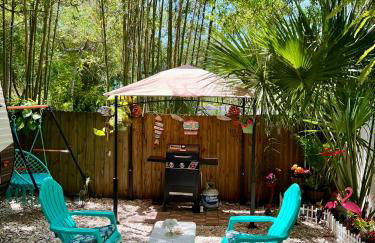 Garden Paradise RV Camper near Clearwater Beaches - Foto 5