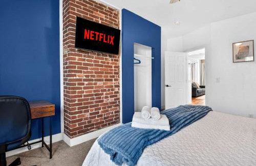 Charming 2nd-Floor Flat 3BR 2BA Free Parking - Foto 17