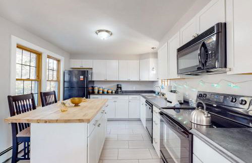 Sea Glass Cottage - Photo 8