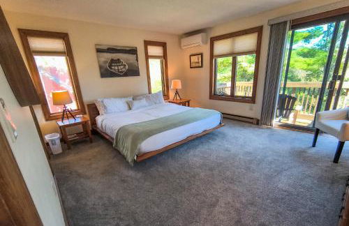 Saltbox 12F - Photo 39