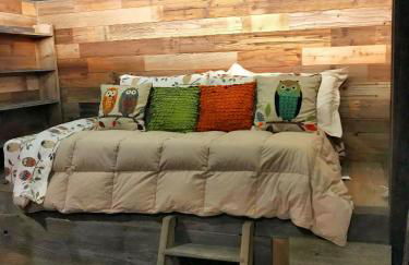 LogLand Lakehouse in Arbor Vitae WI - Foto 26