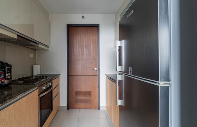 Luxury 2BR Gem in One Uptown, bgc - Photo 14