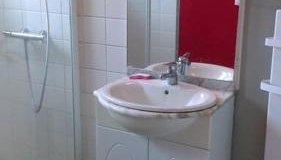 Calme et sérénité au gîte des hortensias - Foto 5, Shower