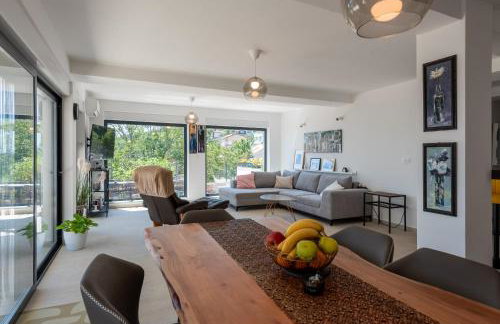 Opatija Bregi - Foto 16