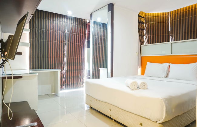 Fully Furnished and Spacious 3BR Apartment at Mangga Dua Residences - Foto 9