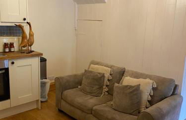 Romantic Cottage with Wood-fired Hot tub and Outdoor Pizza Oven - Foto 7