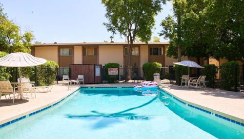 The Scott Getaway - Walkable to Old Town, remodeled space, outdoor pool! - Foto 5