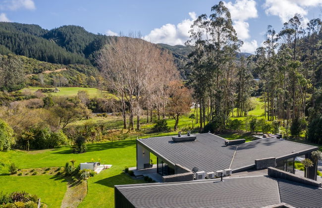 Jewel of Akatarawa - Photo 19