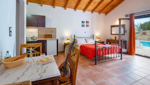 Dive Into Summer - Kirki s Cozy Pool Gem on Paxoi - Foto 3, stove