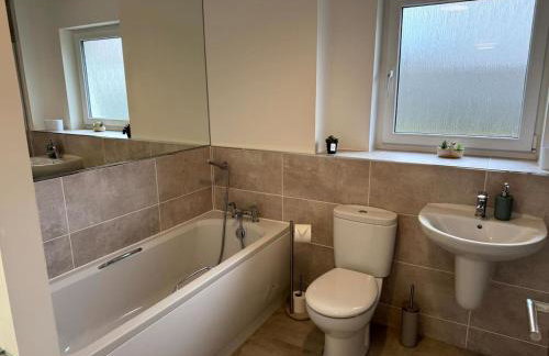 Luxury 4BR Detached Exec Home - Foto 46