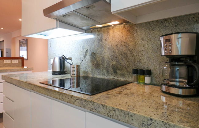 w Elegant 2BR w Spacious Terrace in Miraflores - Foto 6