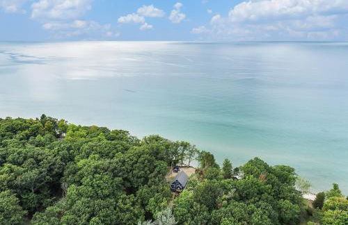 Beautiful Overlooking Shoreline 2BDR Chalet 2892 - Foto 30