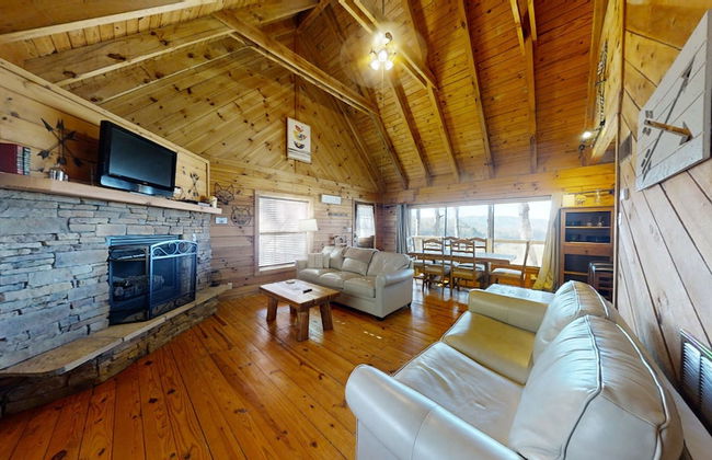 Adelaide's Den 2 Bedroom Cabin by RedAwning - Foto 12