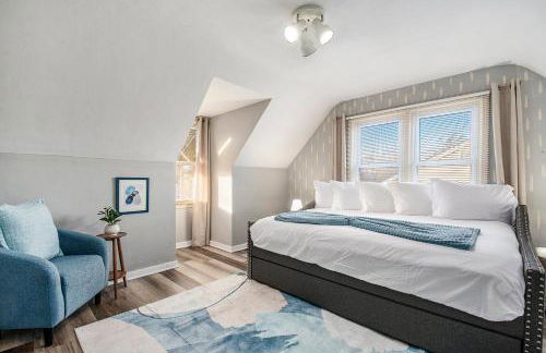 Tahanan - Cozy 4BD Near Downtown & UND - Gameroom - Foto 7