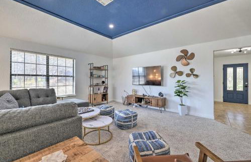 3 Mi to Dtwn! Riverfront Seguin Home w/ Sunroom - Foto 4