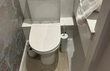 Kings reach eton, great location - Photo 6