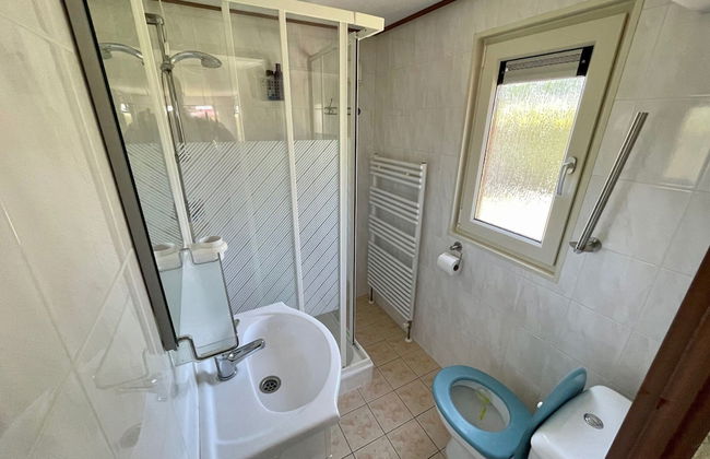 Attractive Chalet With Enclosed Garden Near sea - Foto 7