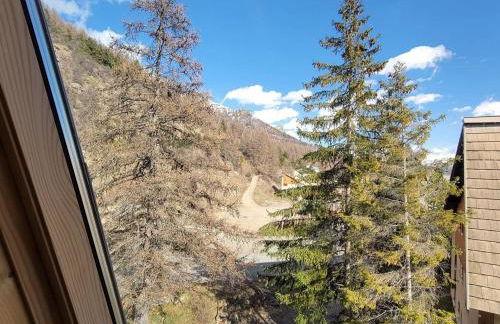 Studette 3 pers - Pied des pistes, commerces à pied, calme, parking, TV, baignoire, sans animaux - FR-1-393-170 - Foto 6