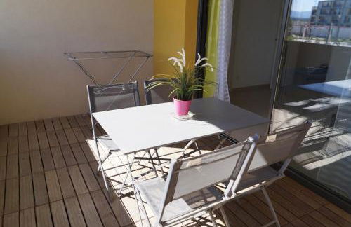 Cittazen Aix-en-Provence - Entre gare TGV et centre ville, calme et confort moderne - Foto 13