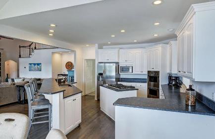 Lucky's Lake House by Avantstay Private Lake Bar - Photo 36