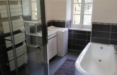 Grand gîte au coeur d'un charmant village - Foto 22