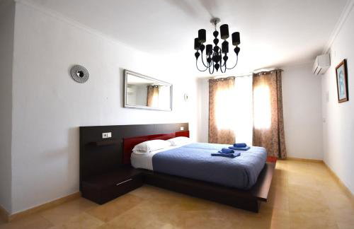 Villa Cucarres - Photo 24