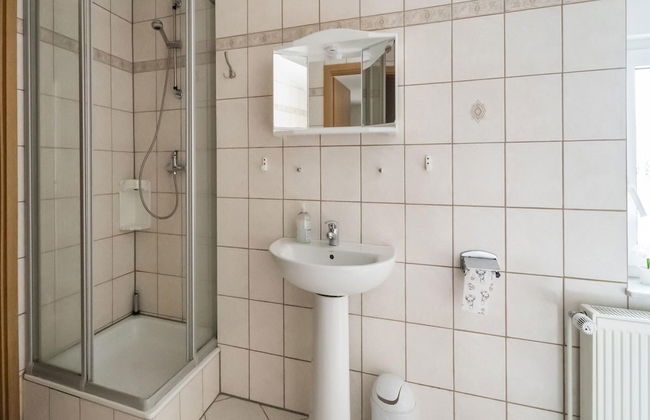 Holiday Home With Terrace and Garden - Foto 20