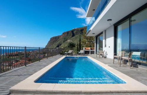 Villa La Perla by LovelyStay - Photo 50