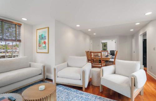 Rare Private Deck Dog Friendly Walk to Harbor - Foto 7