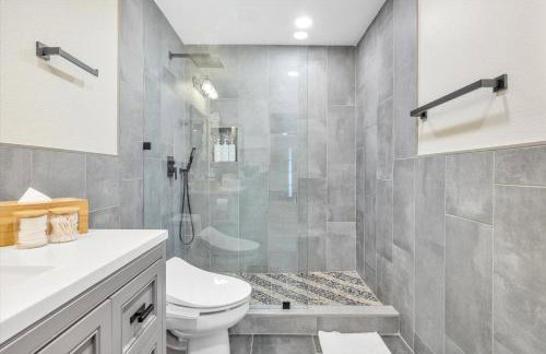 Villa 1 level on half acre 12-min to Strip - Foto 24