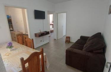Apartamento na Praia dos Sonhos Perto do Mar em Itanhaém - Foto 6