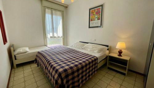 Flat by the sea With a Balcony - Photo 5