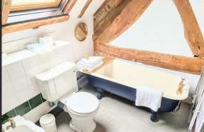 Pritams Gate 7 Bed 4 Bath Barn Conversion with Games Room Dog friendly Near the NEC & BHX - Foto 23