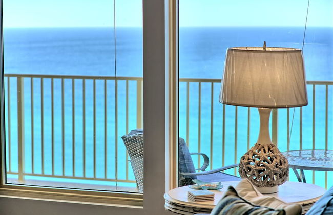 Cozy Oceanfront Condo with Beachside Pool - Unit 1602 by RedAwning - Foto 31