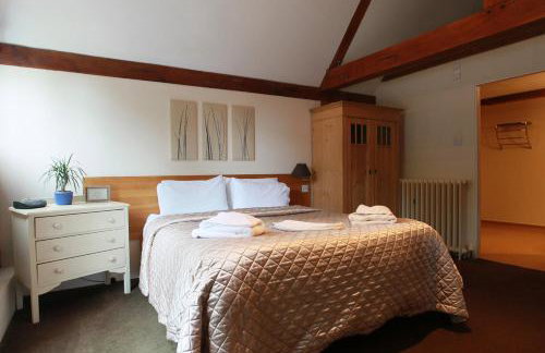 Tonge Barn - Photo 33