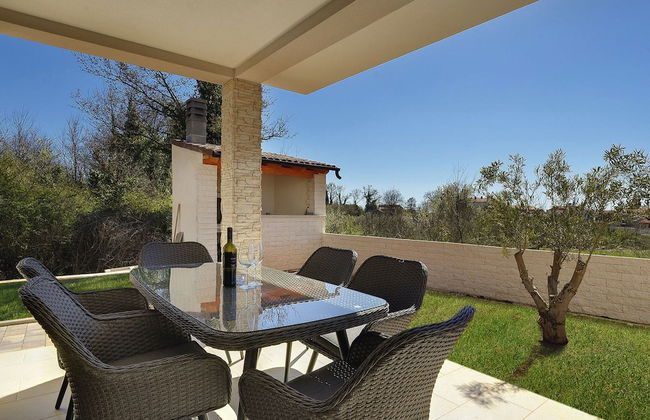 Modern Villa in Marcana With Pool and Terrace - Foto 18