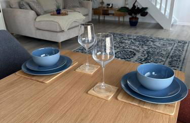 The Boat Cottage - private beach access - Foto 17