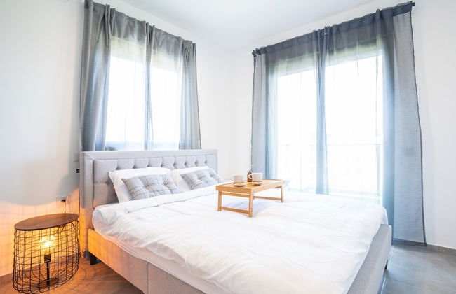 Vibrant Seaside Stay with Balcony by Sea N' Rent - Foto 15