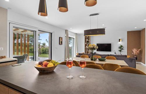 Villa Zanetta pet friendly near Poreč for 6 people with sea view & private pool - Foto 10