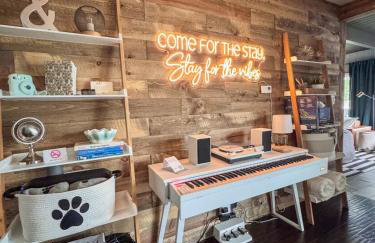 Waterfront Home with Arcade, MassageChair, Firepit, Infinity Game Table - Foto 35