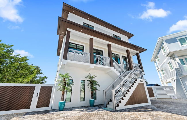 Luxury Seaside Escape Pool Dock Scenic Views - Foto 68