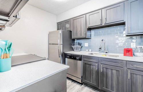 SoCo Chic Apartment Suites Close to Downtown - Foto 6