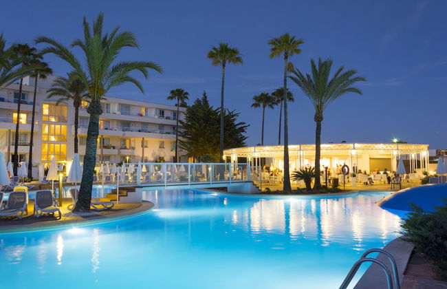 Protur Vista Badía Aparthotel - Photo 47