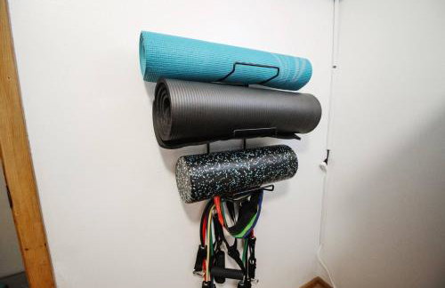 Fenced Lot W Home Gym plus Washer and Dryer - Foto 30